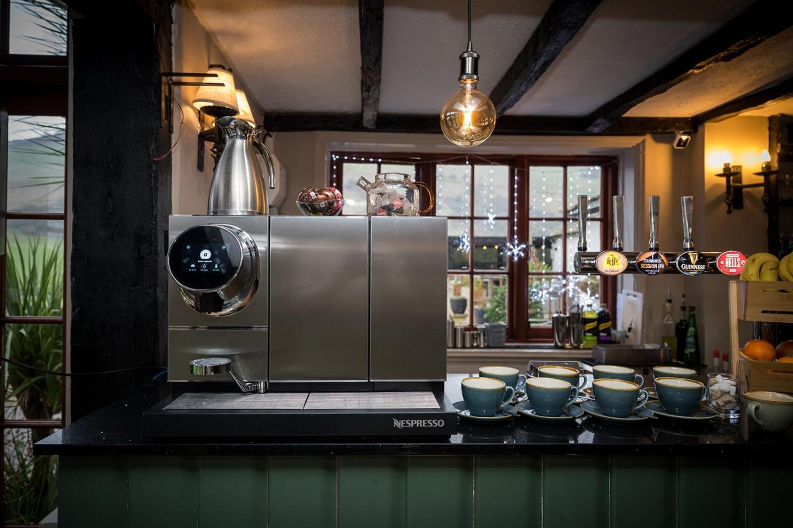 Tottington Manor Hotel Henfield Екстер'єр фото