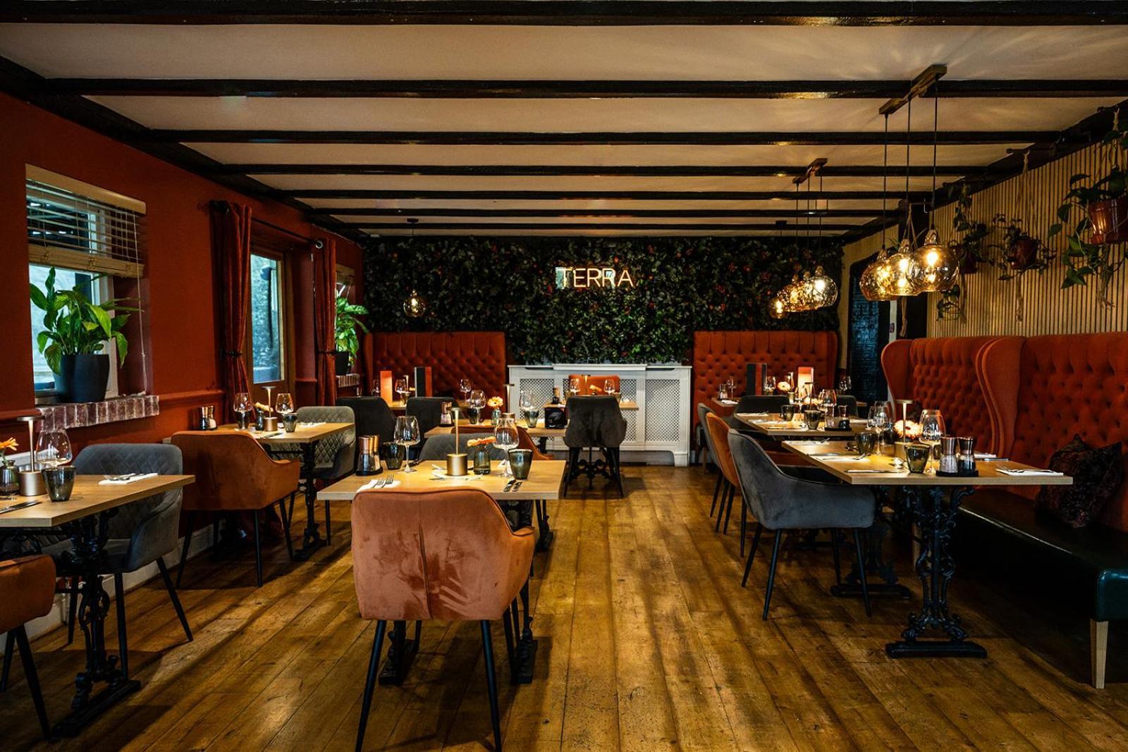 Tottington Manor Hotel Henfield Екстер'єр фото