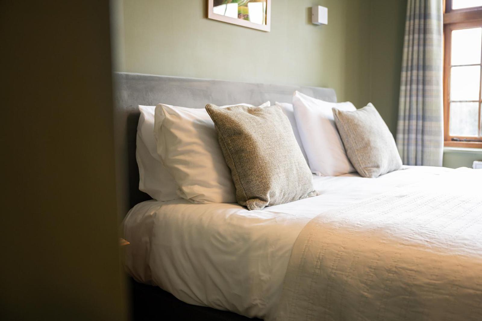 Tottington Manor Hotel Henfield Екстер'єр фото